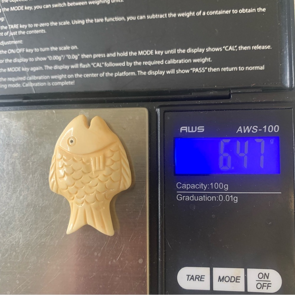 Natural Bone Carved Fish Fetish Bead Drilled Swimming Tropical Fish 1.5" Vintage - Picture 9 of 9